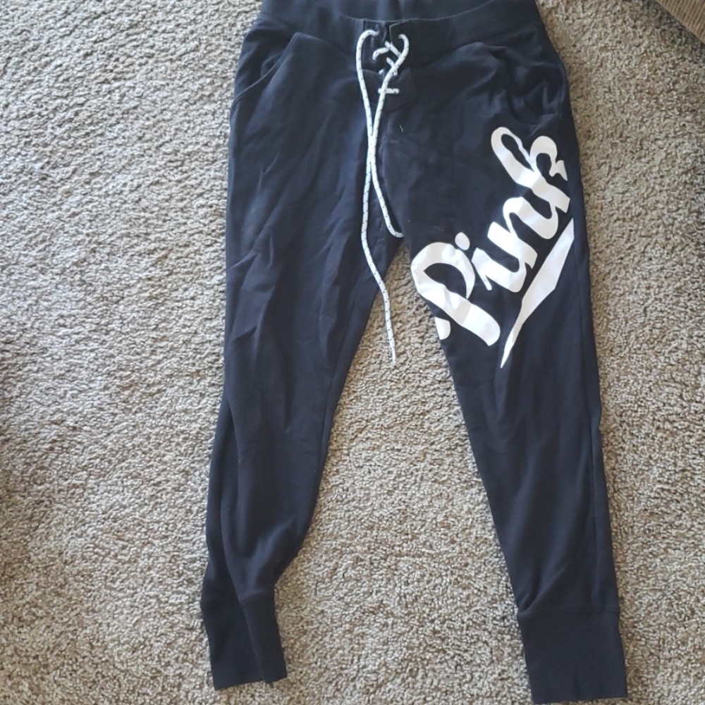 Victoria secret PINK sweats.